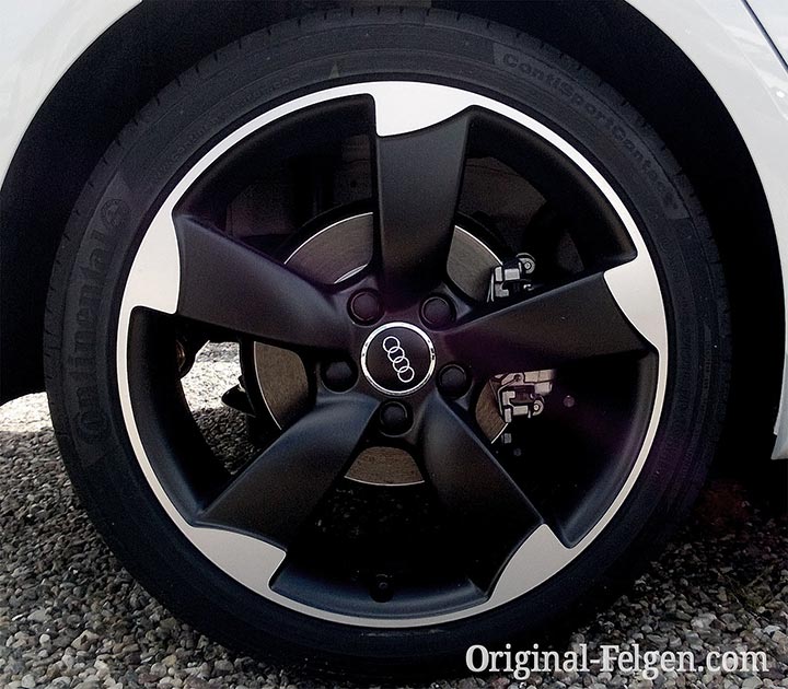 Audi exclusive 5-Arm-Rotor-Design schwarz