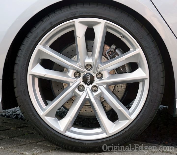 Audi Sport Felge silber; Traglastbescheinigung für A8 (4H) = 730 Kg und für RS7 (4G) = 685 Kg