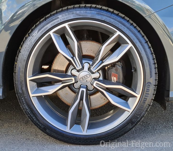 Audi Alufelge 5-doppel-Speichen-Design kontrastgrau glanzgedreht
