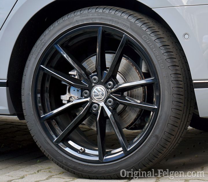 VW Alufelge PRETORIA schwarz glänzend