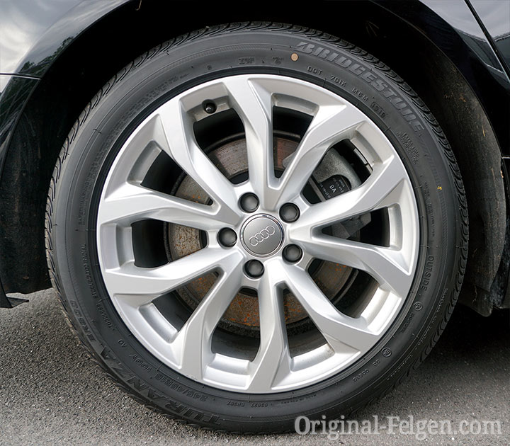 Audi Alufelge 10 V-Speichen-Design