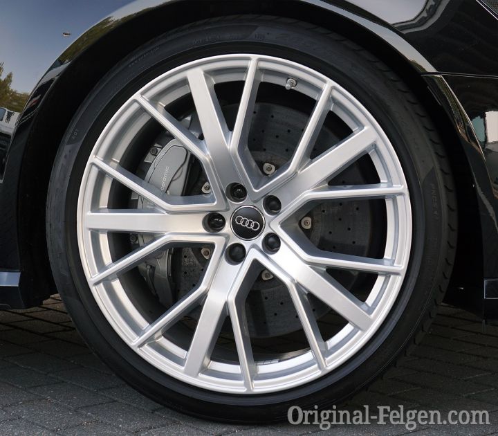 Audi RS Alufelge PERFORMANCE silber