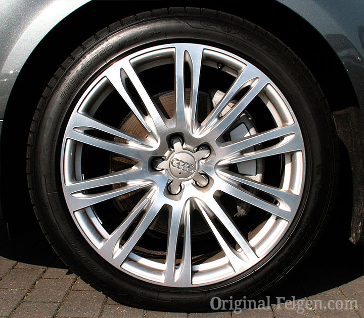 Audi Alufelge 10-geschlitze Doppel-Speichen Design silber