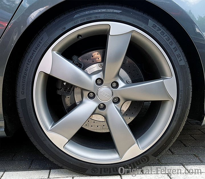 Audi exclusive 5-Arm-Rotor-Design grau
