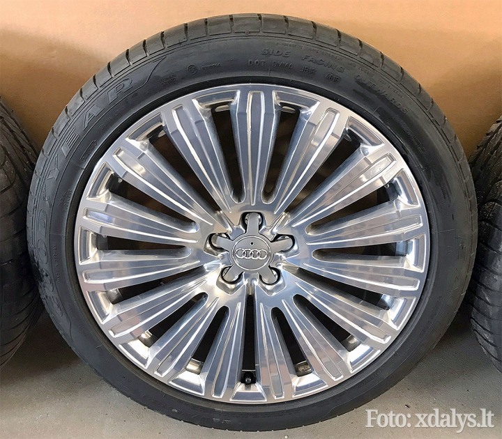 Audi Alufelge Mehrspeichen-Design Hochglanzpoliert