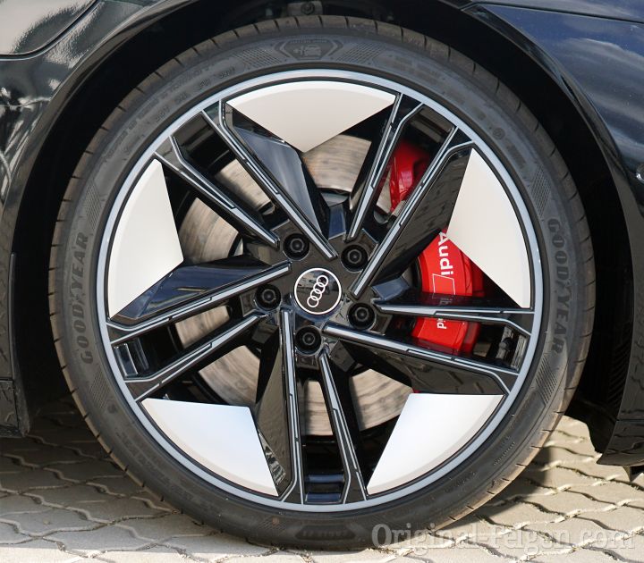 Audi Alufelge 5-Doppelspeichen-Konkavmodul schwarz mit Grafikdruck