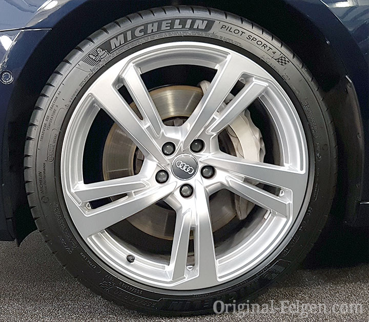 Audi Alufelge 5-Doppelspeichen Design silber galvano