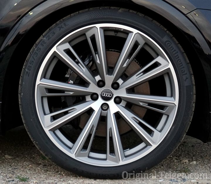 Audi Sport Alufelge 10-Speichen-Trapezoid-Design Titanoptik matt glanzgedreht