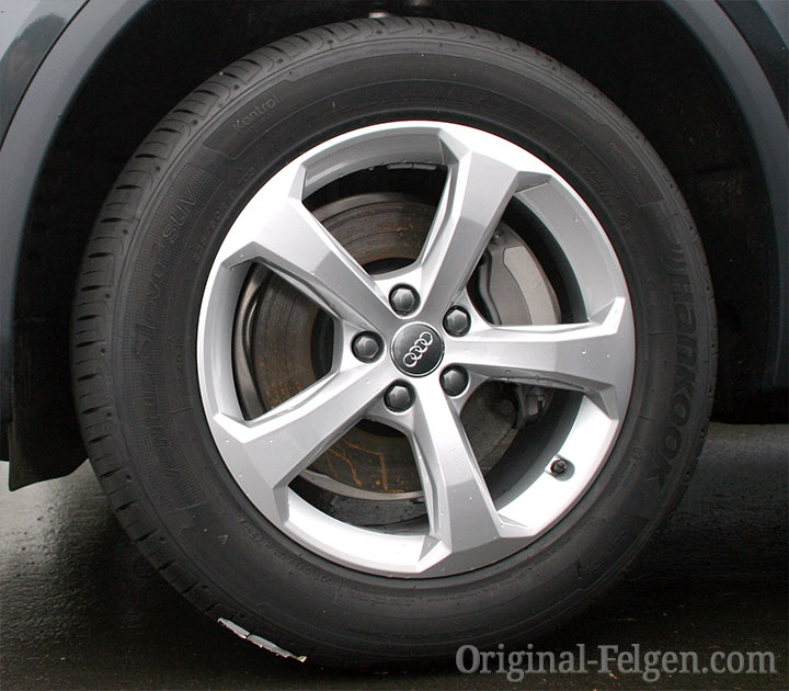 Audi Alufelge 5 Speichen Design brillantsilber