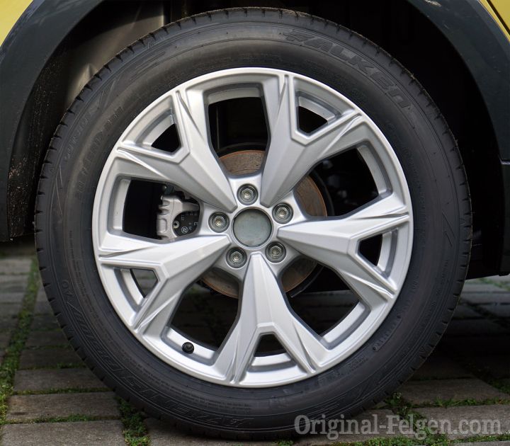 Audi Alufelge 5-Y-Speichen-Design silber