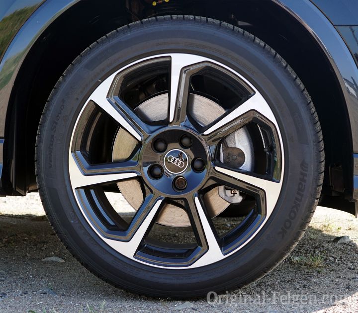 Audi Sport Alufelge 7-Speichen Rotor schwarz