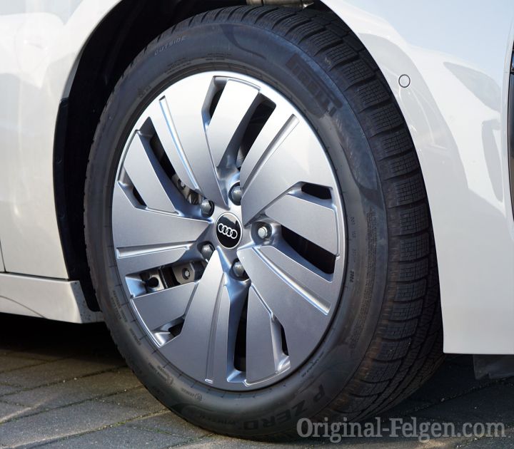 Audi Alufelge 5-Arm-Dynamik platingrau