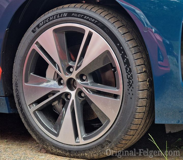 Audi Alufelge 5-Arm-Aero graphitgrau glanzgedreht