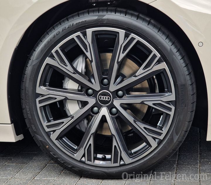 Audi Sport Alufelge 5-Doppelspeichen schwarz metallic glanzgedreht abgedunkelt