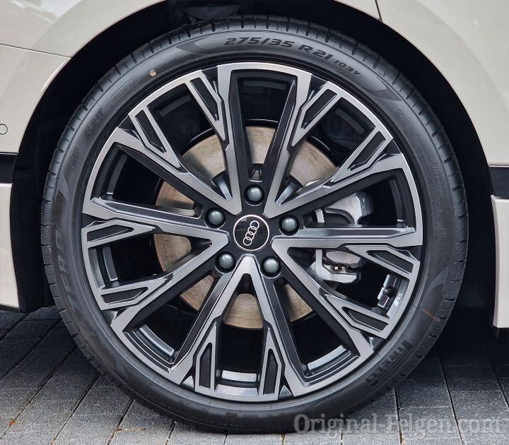 Audi Sport Alufelge 5-Doppelspeichen schwarz metallic glanzgedreht abgedunkelt