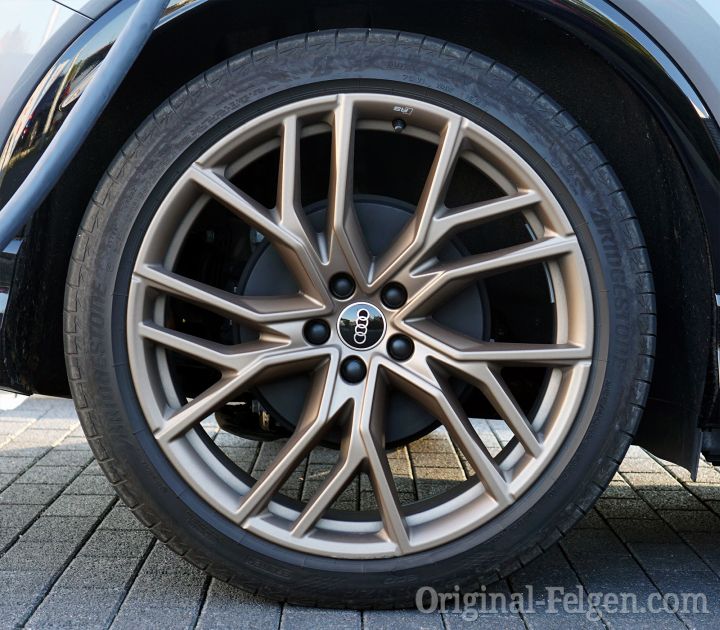 Audi Alufelge 5-W-Speichen-Stern bronze matt