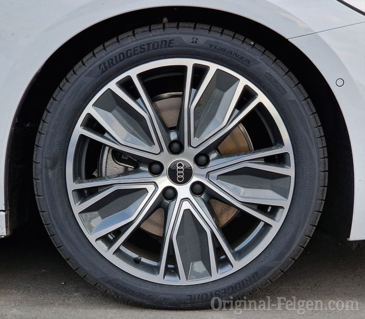 Audi Alufelge 5-Doppel-V-Speichen graphitgrau glanzgedreht