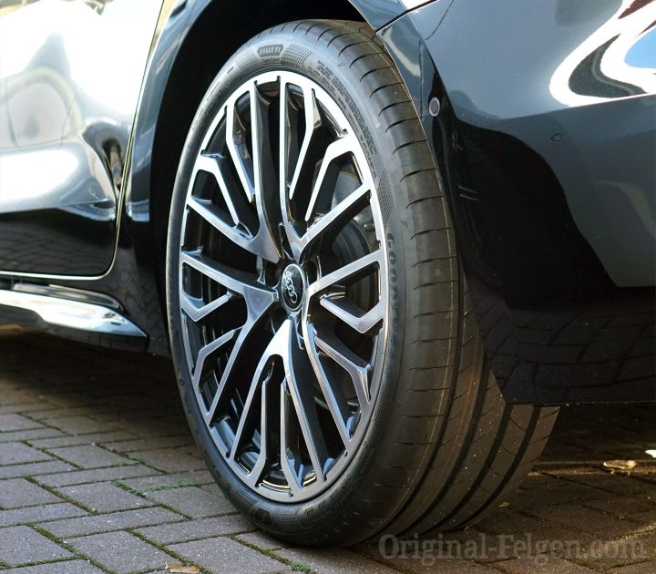 Audi Alufelge Vielspeichen-S schwarz metallic glanzgedreht