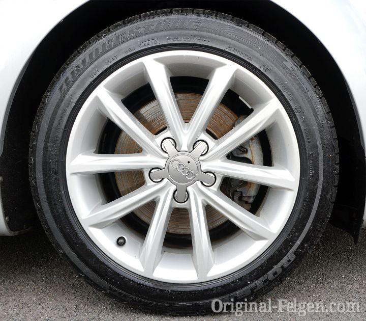 Audi Alufelge 10-V Speichen Design silber