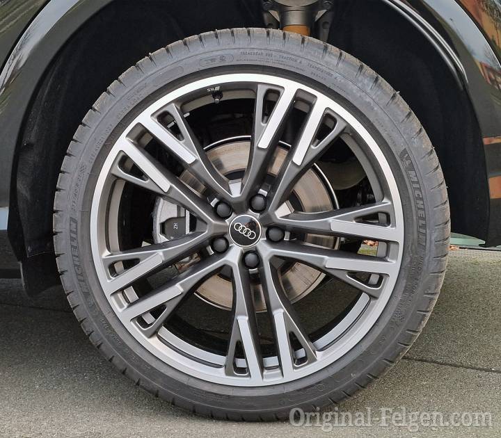 Audi Alufelge 5-Doppelspeichen-Y grau seidenmatt glanzgedreht