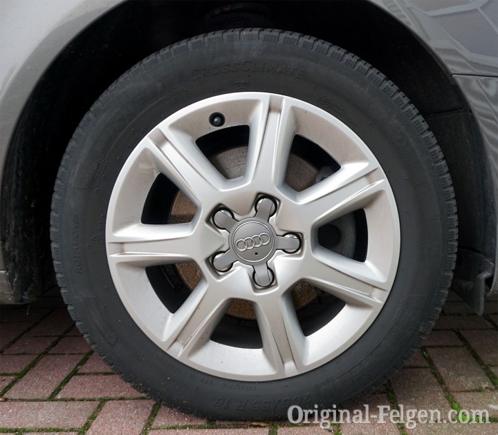 Audi Alufelge 7-Speichen Alufelge silber