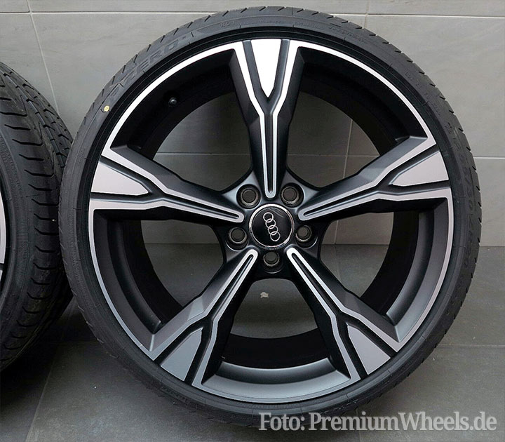 Audi Zubehör Alufelge 5-Arm-Rima-Design mattschwarz glanzgedreht