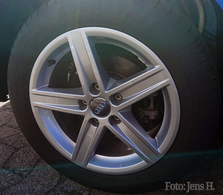 Audi Alufelge 5-Arm Design silber