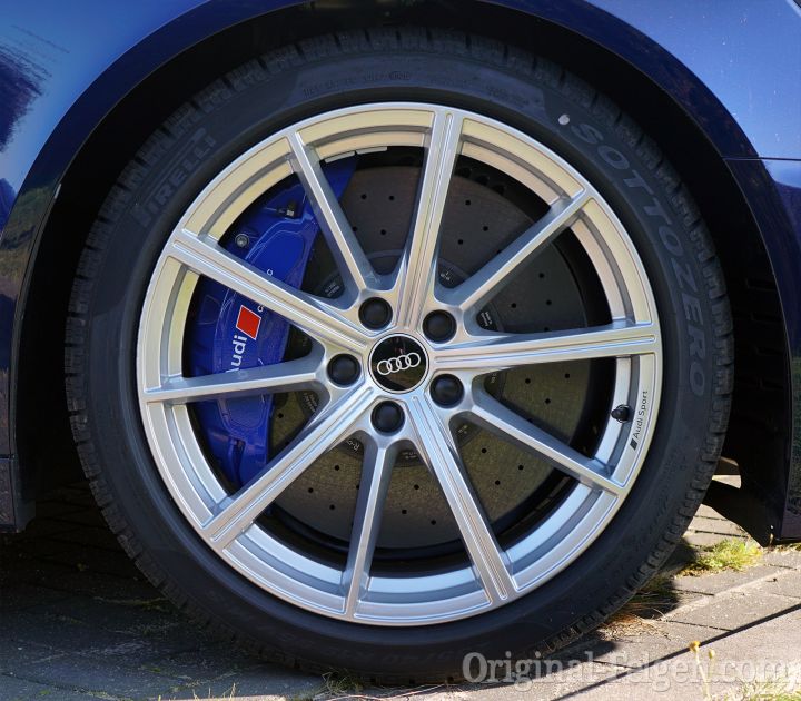 Audi Zubehörfelge 10 Speichen Design galvanosilber-metallic