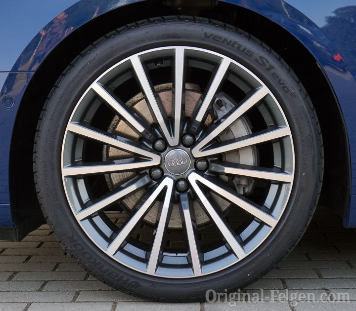 Audi Zubehörfelge Vielspeichen-Design