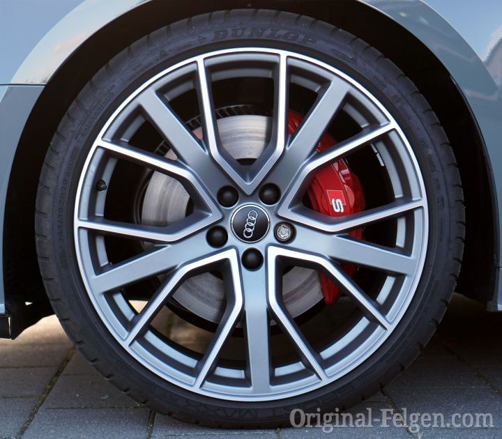 Audi Alufelge 5-V-Speichen-Stern-Design Titanoptik matt glanzgedreht
