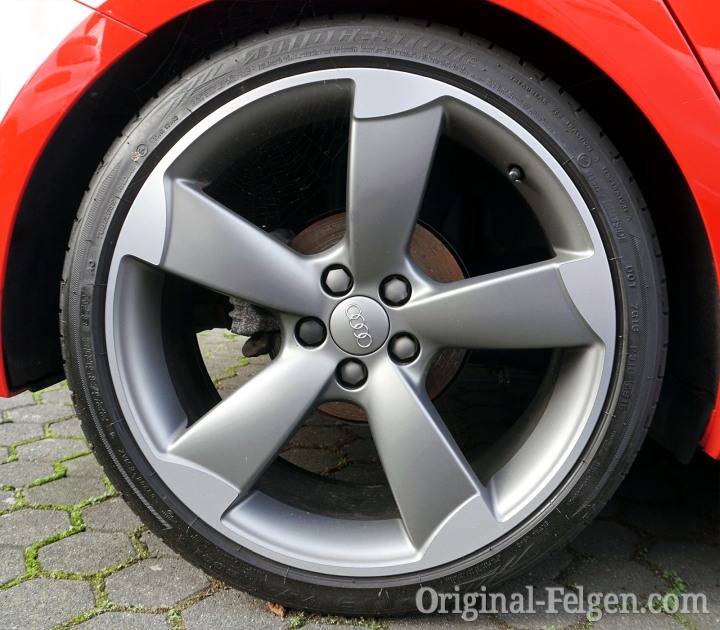 Audi exclusive 5-Arm-Rotor-Design