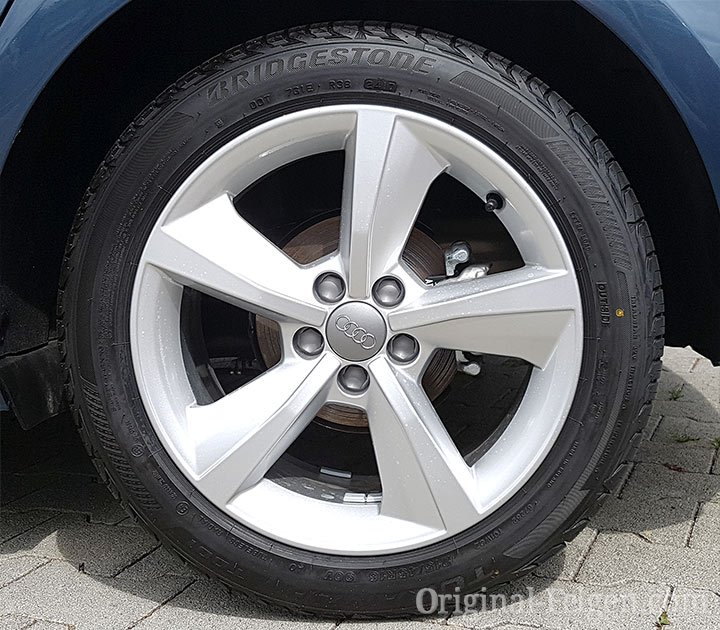 5-Speichen Alufelge silber
