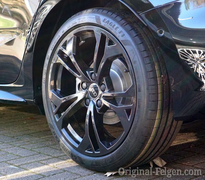 Audi Alufelge 5-Y-Doppelspeichen, schwarz metallic