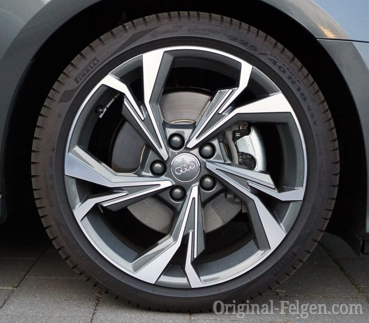 Audi Alufelge 5-Y-Speichen graphitgrau glanzgedreht